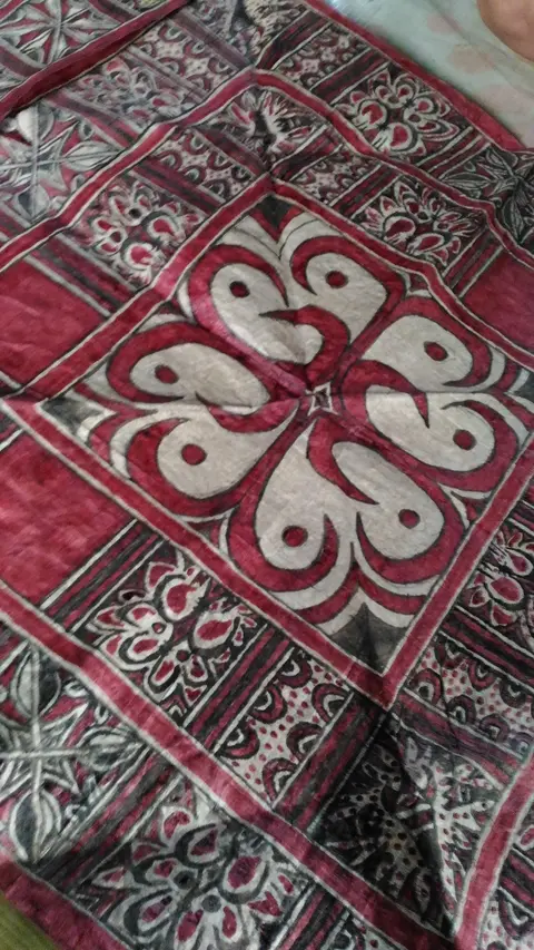 Fabrics made from tree barks